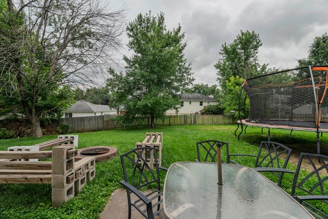 1504 WAR ADMIRAL DR, Columbia, MO 65202