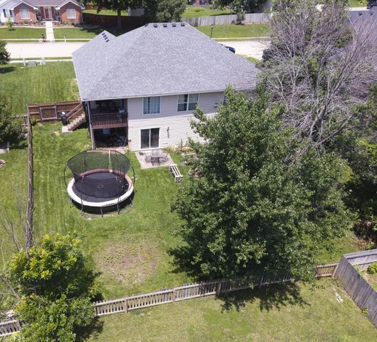 1504 WAR ADMIRAL DR, Columbia, MO 65202