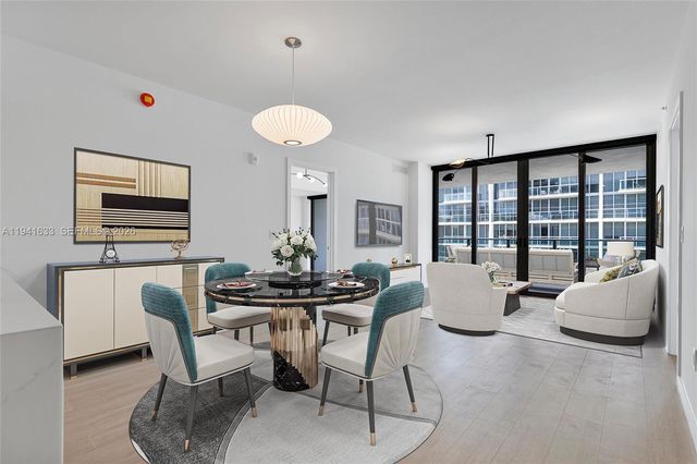 9901 W Bay Harbor Dr 402, Bay Harbor Islands, FL 33154