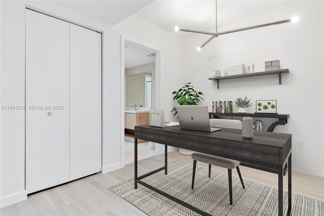 9901 W Bay Harbor Dr 402, Bay Harbor Islands, FL 33154