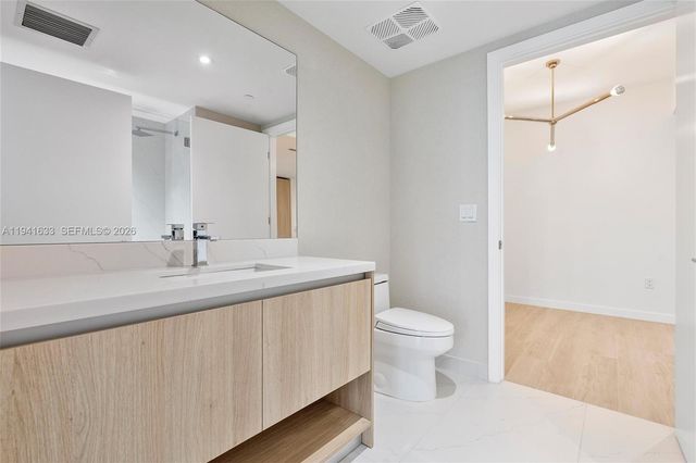 9901 W Bay Harbor Dr 402, Bay Harbor Islands, FL 33154