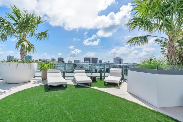 9901 W Bay Harbor Dr 402, Bay Harbor Islands, FL 33154