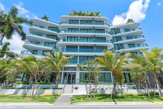 9901 W Bay Harbor Dr 402, Bay Harbor Islands, FL 33154