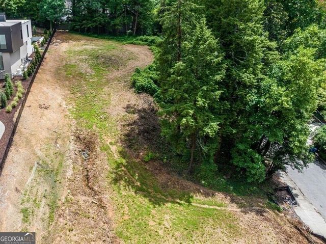 390 W Wesley Road NW, Atlanta, GA 30305