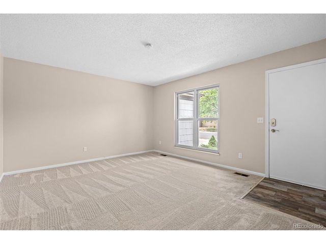1458 Ford Pl, Louisville, CO 80027