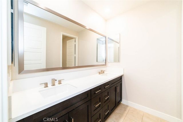 53 Sagan Way, Irvine, CA 92618