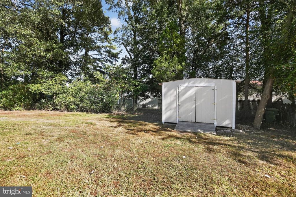 15 CARDIGAN CT, Waldorf, MD 20602