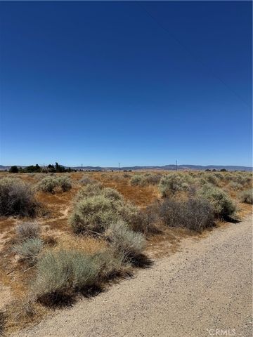 84 B 8 Stw, Lancaster, CA 93536