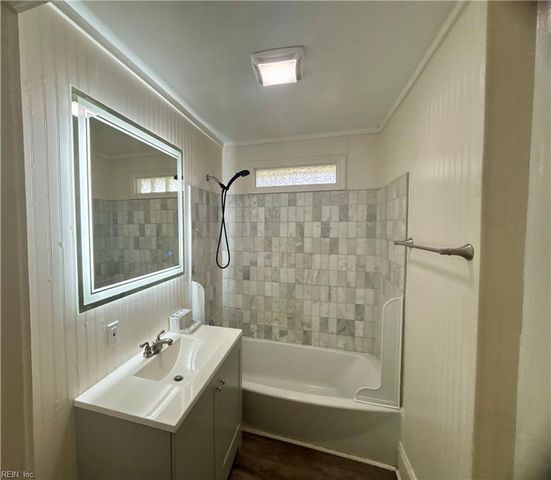13 Shea ST, Portsmouth, VA 23701