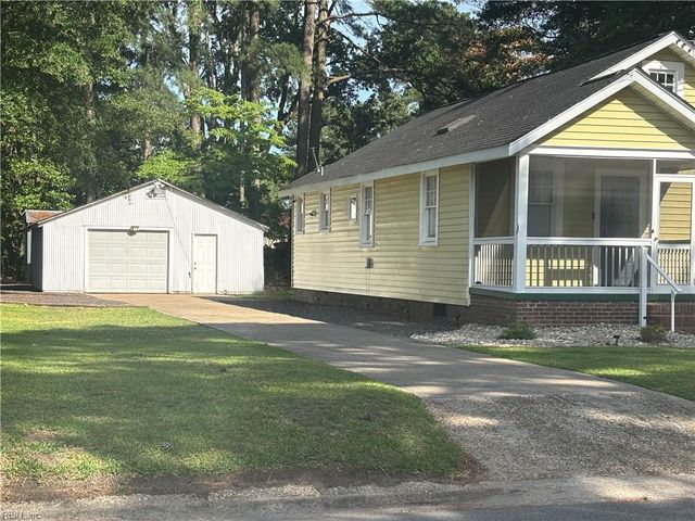 13 Shea ST, Portsmouth, VA 23701