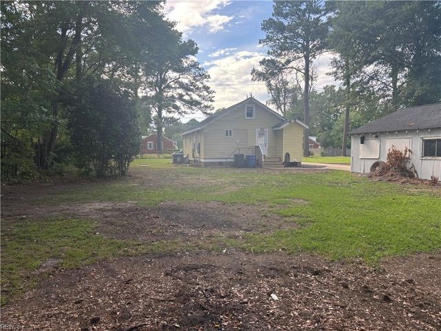 13 Shea ST, Portsmouth, VA 23701