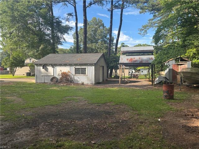 13 Shea ST, Portsmouth, VA 23701