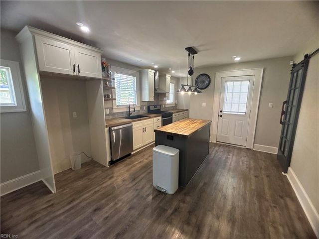13 Shea ST, Portsmouth, VA 23701