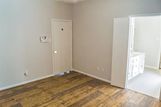125 Clear Water Street W, Montgomery, TX 77356