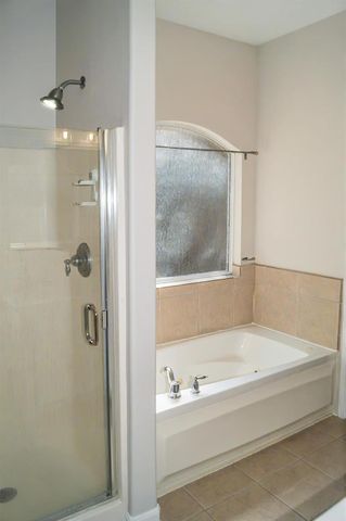 125 Clear Water Street W, Montgomery, TX 77356