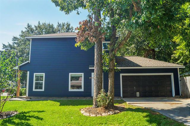 125 Clear Water Street W, Montgomery, TX 77356