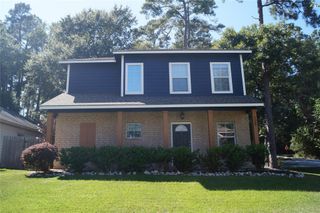 125 Clear Water Street W, Montgomery, TX 77356