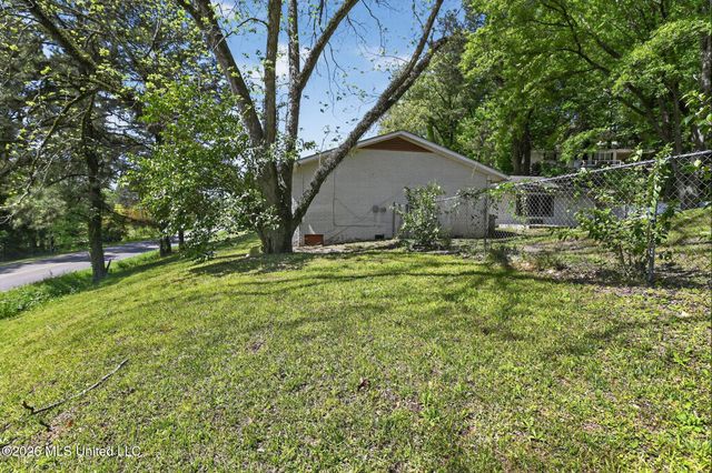 20 Covington Road, Columbus, MS 39705