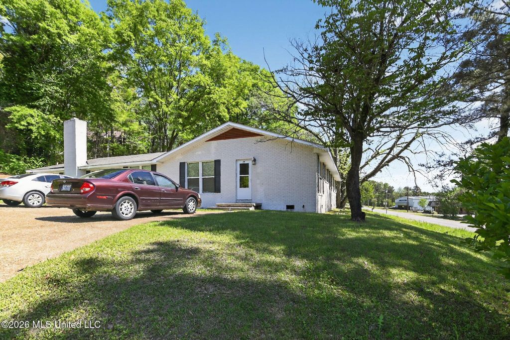 20 Covington Road, Columbus, MS 39705