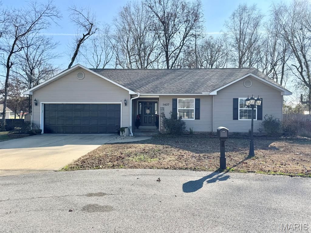 1407 Birch Creek, Dexter, MO 63841