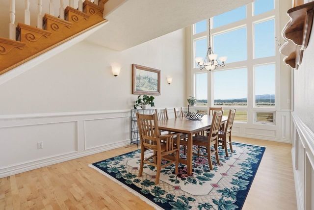 10303 N Stoneman Bluff Ln, Spokane, WA 99217