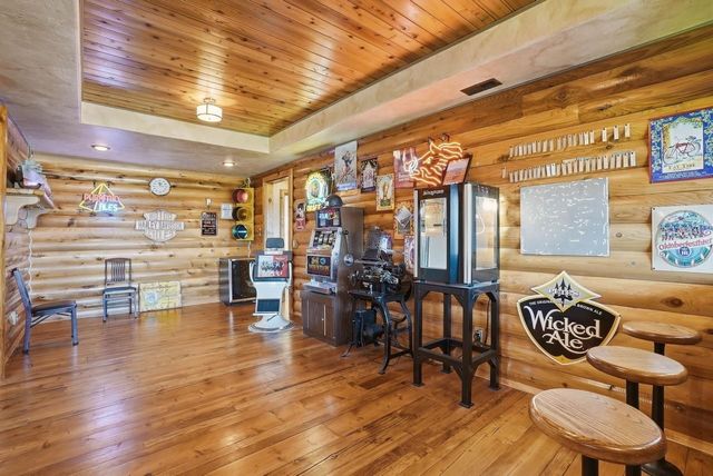 10303 N Stoneman Bluff Ln, Spokane, WA 99217