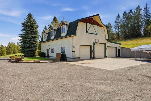 10303 N Stoneman Bluff Ln, Spokane, WA 99217