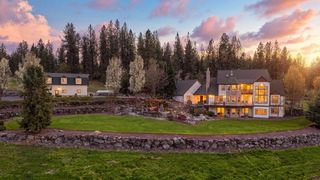 10303 N Stoneman Bluff Ln, Spokane, WA 99217