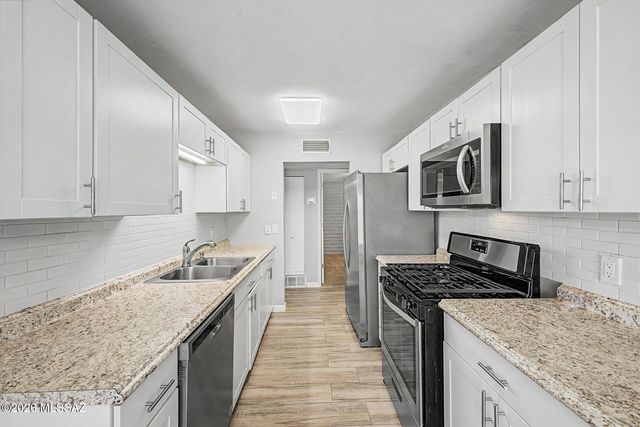 6505 E Nicaragua Drive, Tucson, AZ 85730