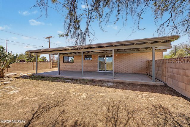 6505 E Nicaragua Drive, Tucson, AZ 85730