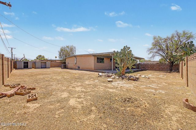 6505 E Nicaragua Drive, Tucson, AZ 85730