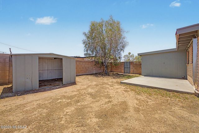 6505 E Nicaragua Drive, Tucson, AZ 85730
