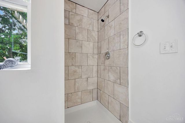 1915 Maple Avenue, Norwood, OH 45212