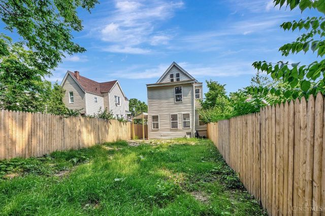 1915 Maple Avenue, Norwood, OH 45212