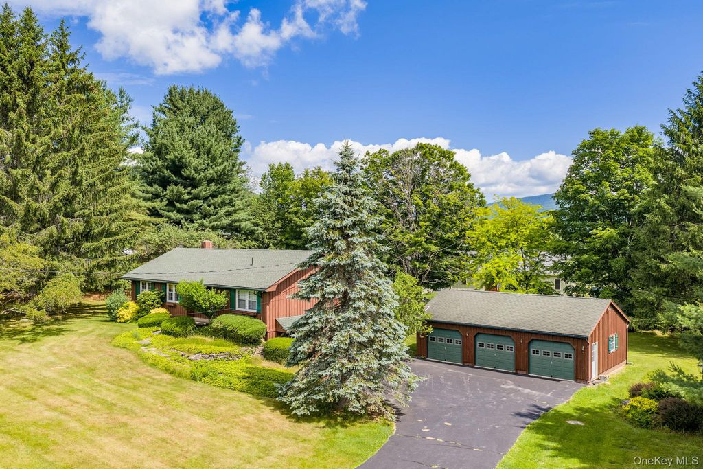 128 Hall Road, Grahamsville, NY 12740