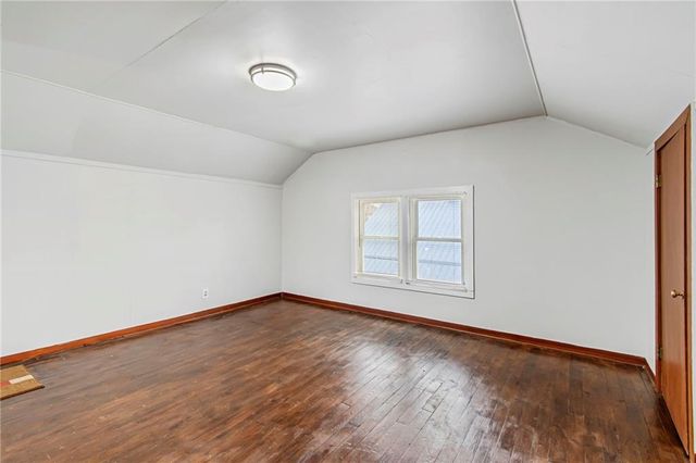 209 S Folger Street, Carrollton, MO 64633