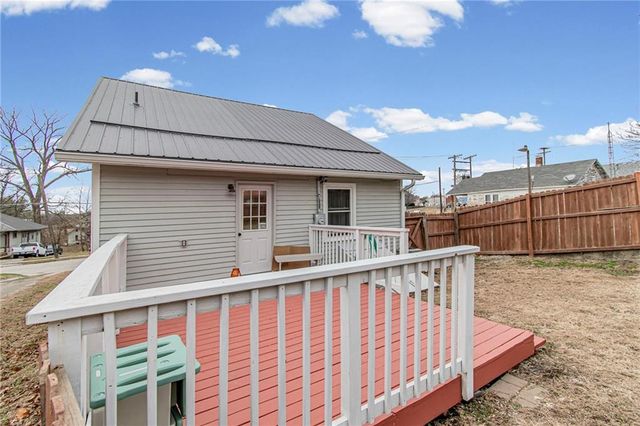 209 S Folger Street, Carrollton, MO 64633