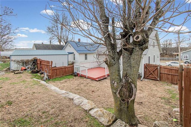 209 S Folger Street, Carrollton, MO 64633