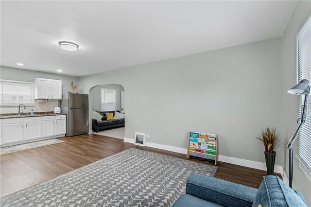 209 S Folger Street, Carrollton, MO 64633