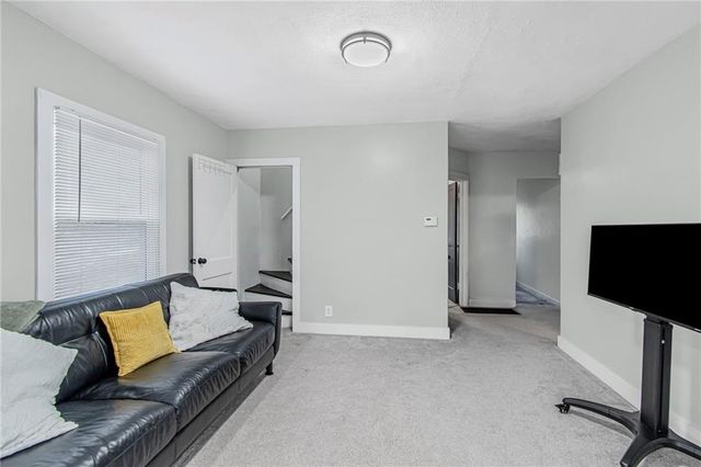 209 S Folger Street, Carrollton, MO 64633