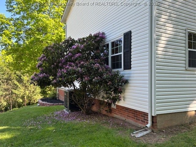 11 Monterey Lane, Cross Lanes, WV 25313