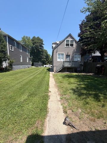 13932 S Chippewa Avenue, Burnham, IL 60633