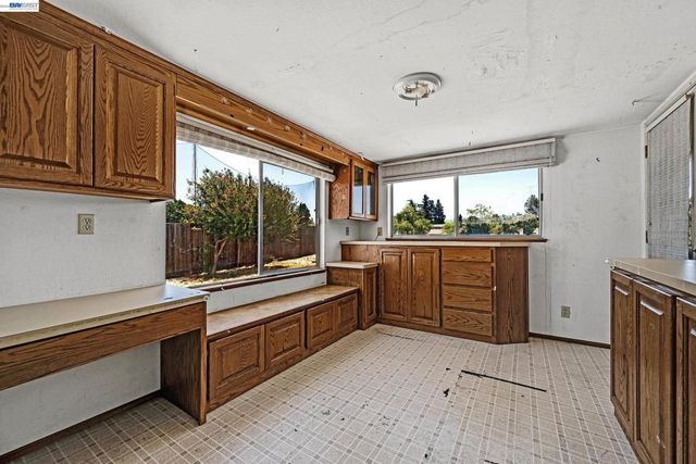 9423 Olympia Fields Dr, San Ramon, CA 94583