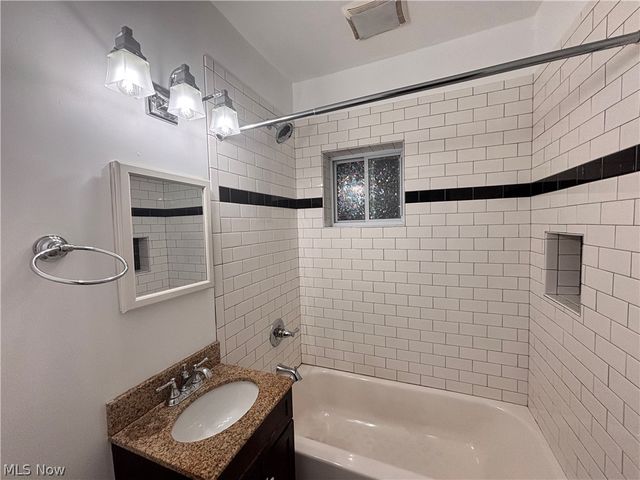 1340 W 65th Street 4, Cleveland, OH 44102