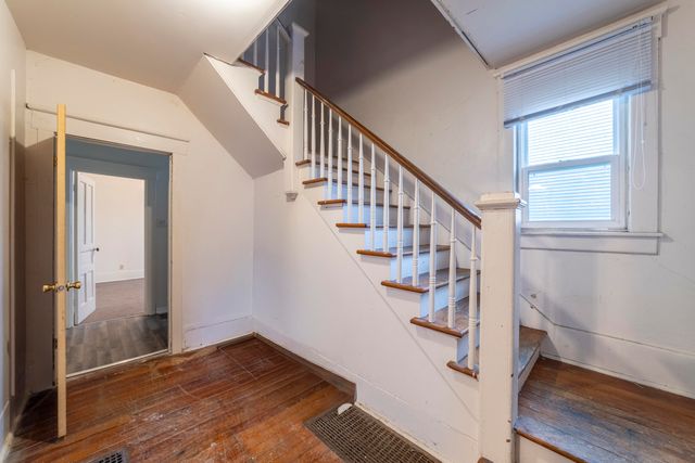 317 E 7th Street, Michigan City, IN 46360