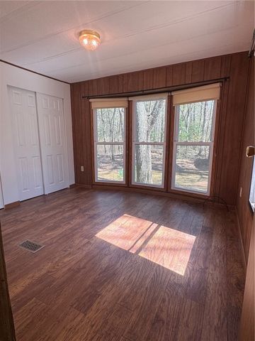 27 Leisure Way, Coventry, RI 02816