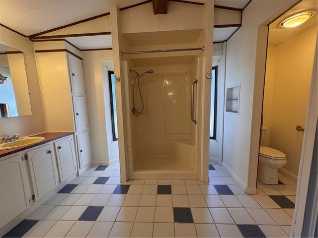 27 Leisure Way, Coventry, RI 02816