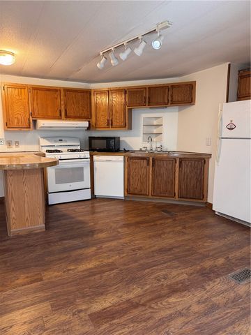 27 Leisure Way, Coventry, RI 02816