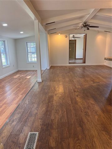 27 Leisure Way, Coventry, RI 02816