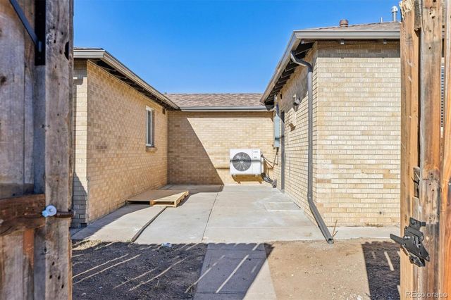 3305 Olive Street, Denver, CO 80207